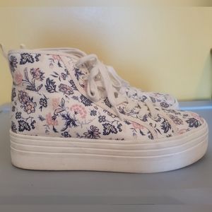 Women's Shoes 8.5 - Cassie Sneakers  Universal Thread Floral - High-top Platform